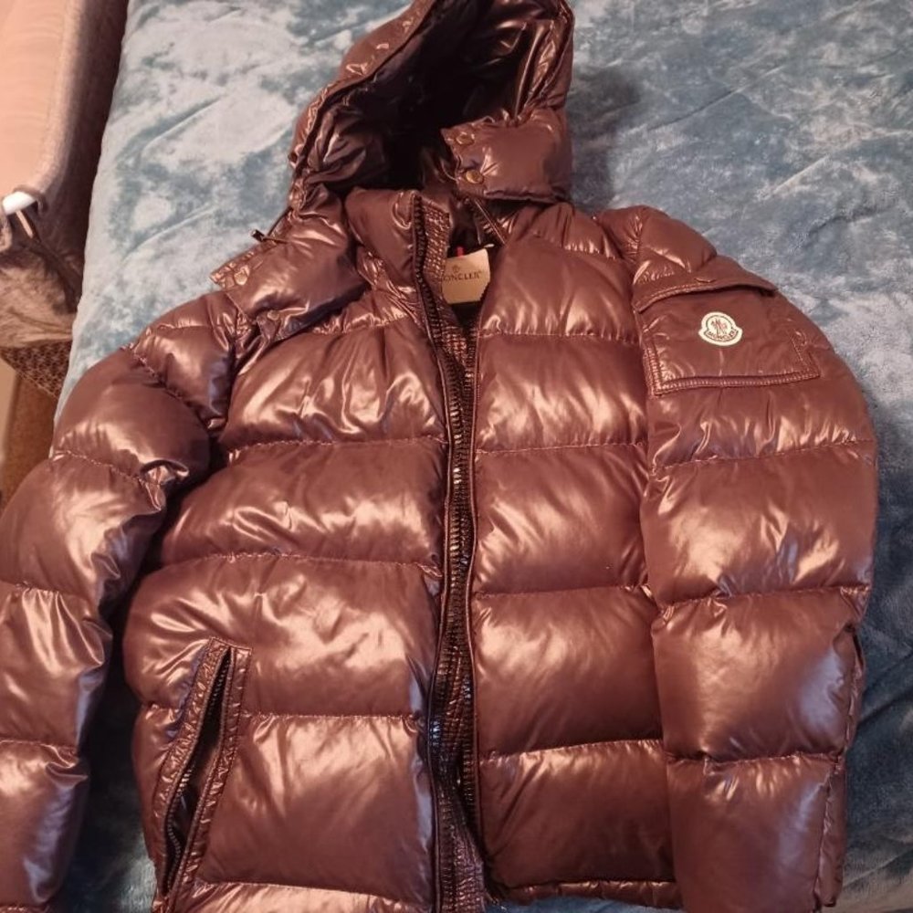 Moncler Men's Coat (Size 4)